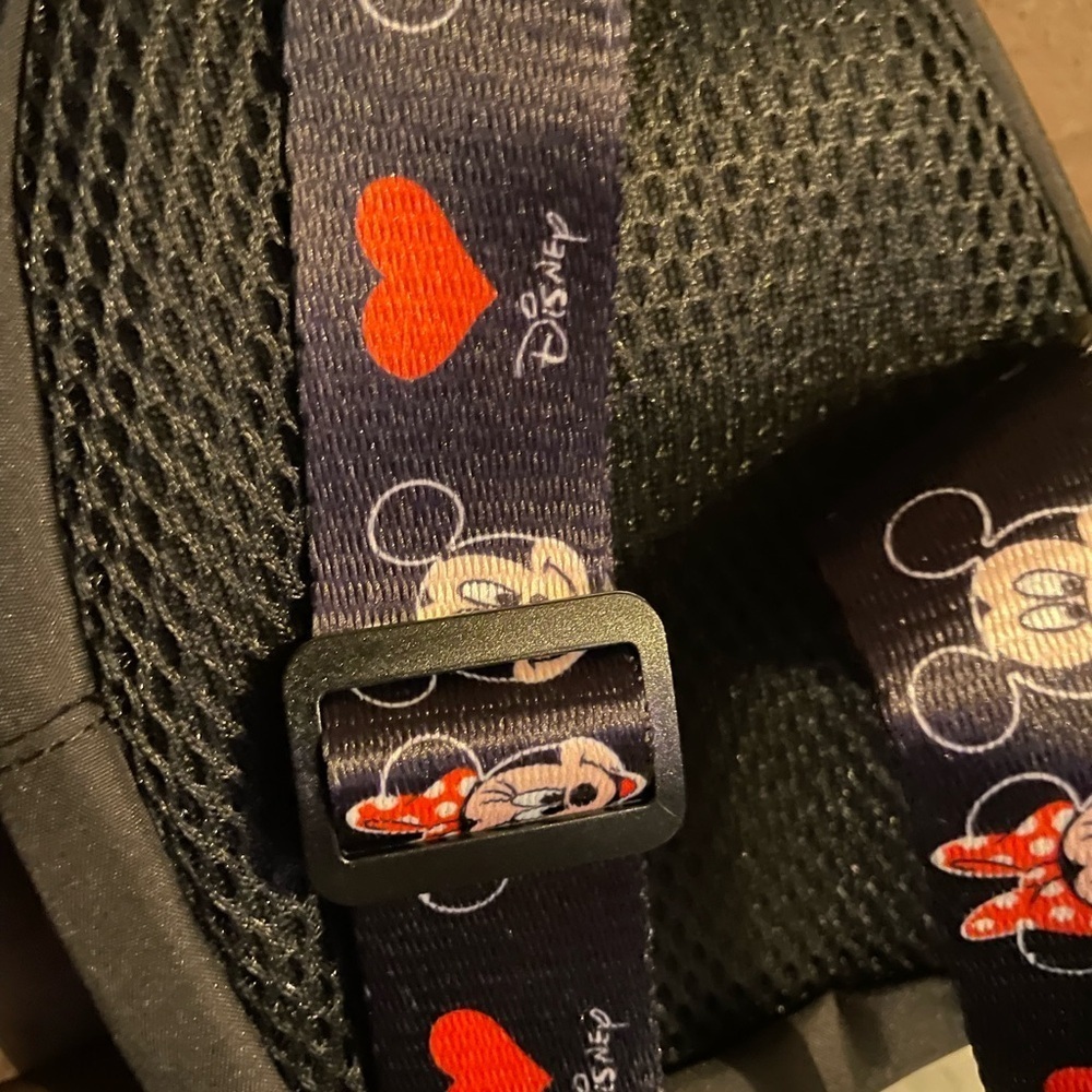 Disney Black and Red Minnie Mouse Kids Bag - Picture 7 of 8